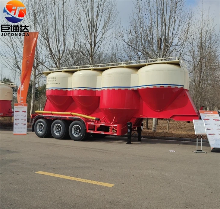 Low Density Granular Material Transportation Semi-trailer